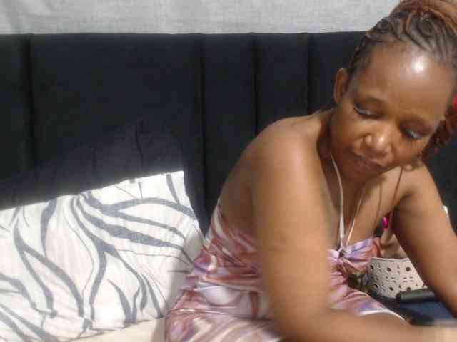 Sheila80 webcam