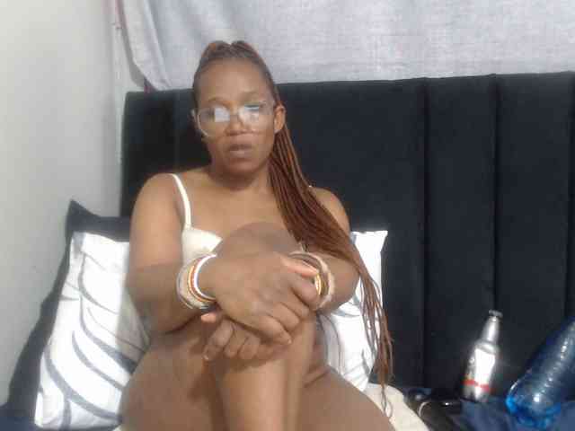 Sheila80 webcam