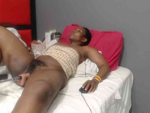 Sheila80 webcam