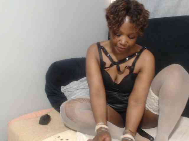 Sheila80 webcam