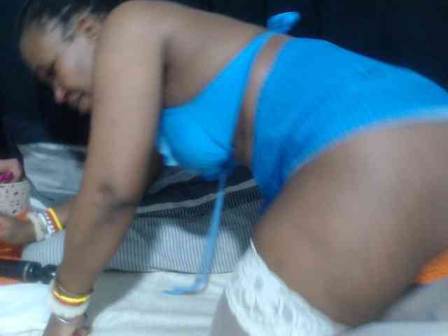 Sheila80 webcam