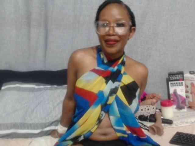 Sheila80 webcam