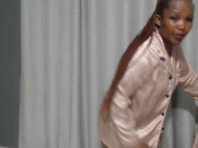 Sheila80 webcam