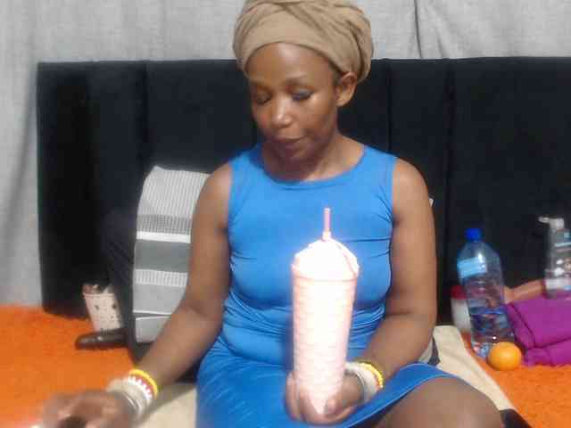 Sheila80 webcam