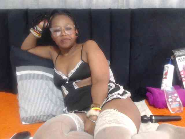 Sheila80 webcam