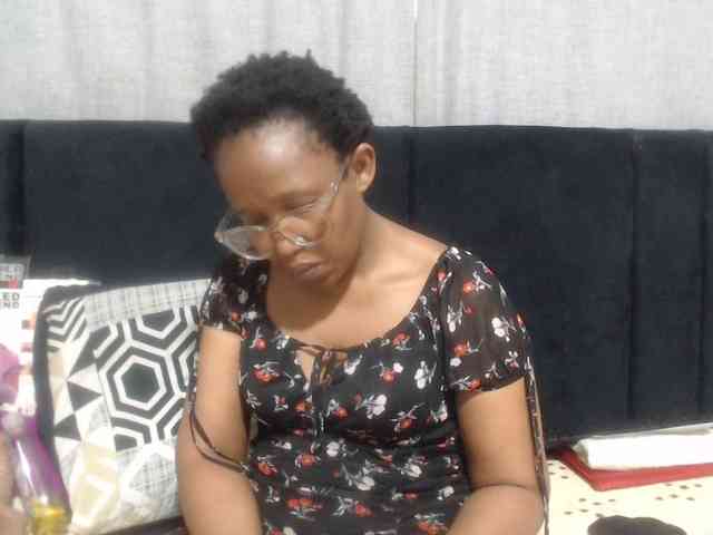 Sheila80 webcam