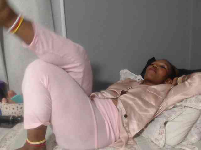 Sheila80 webcam