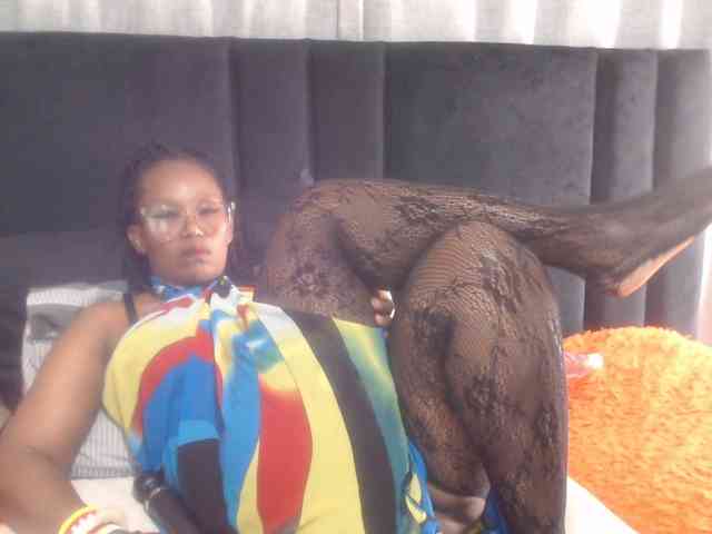Sheila80 webcam