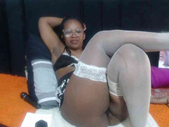 Sheila80 webcam