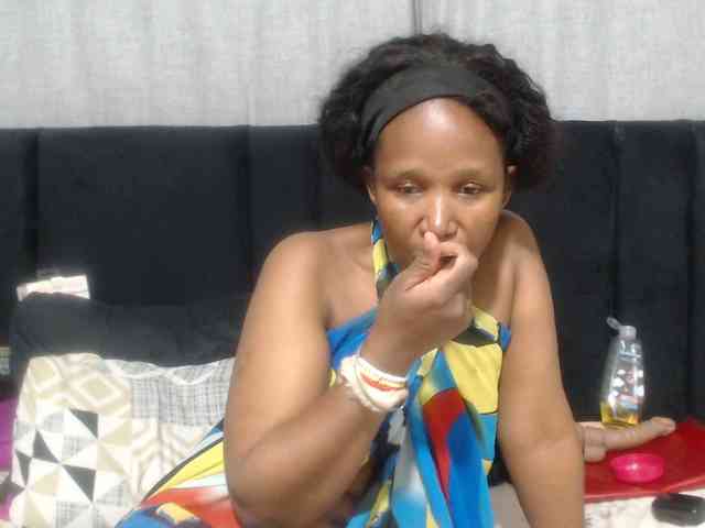 Sheila80 webcam