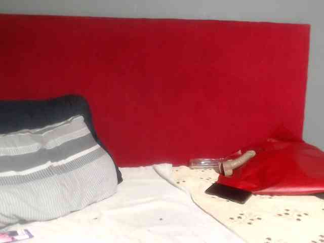 Sheila80 webcam