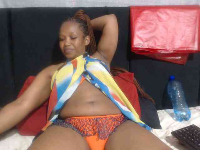 Sheila80 webcam