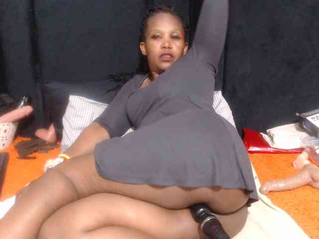 Sheila80 webcam