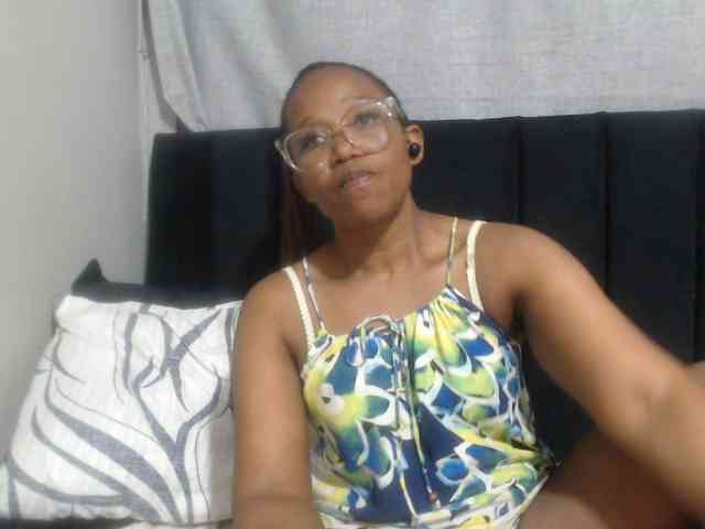 Sheila80 webcam