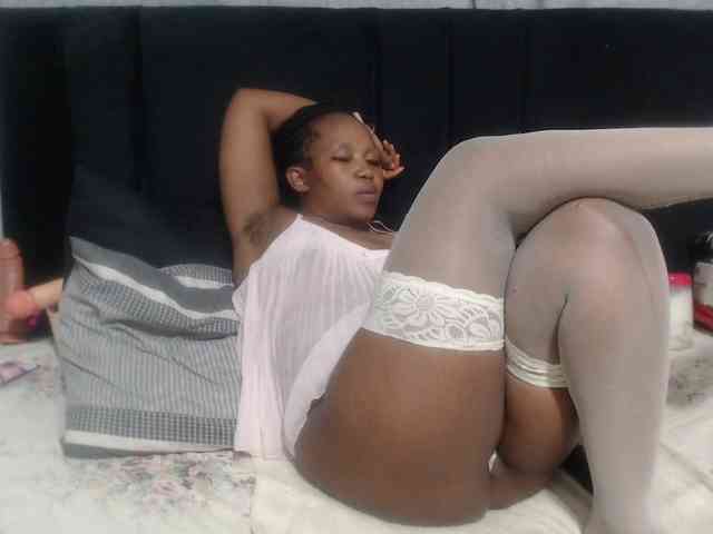 Sheila80 webcam