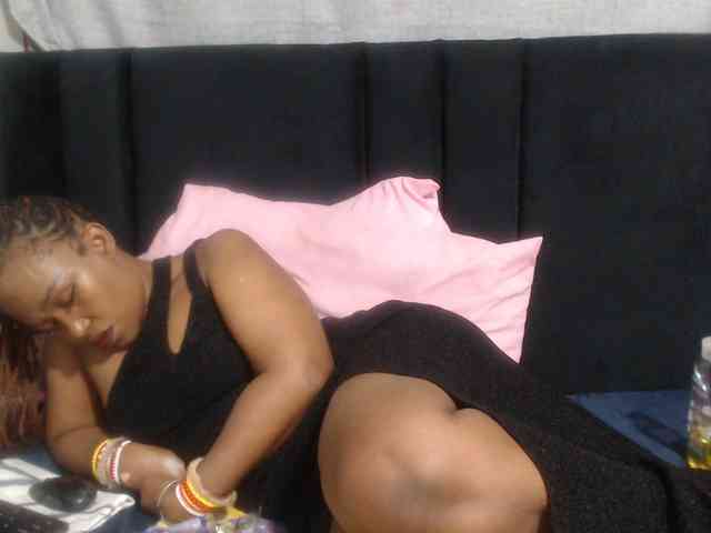 Sheila80 webcam