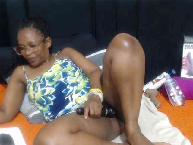 Sheila80 webcam