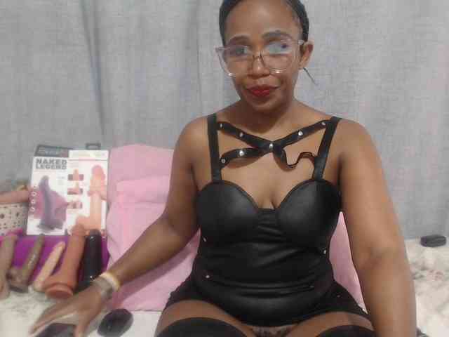 Sheila80 webcam