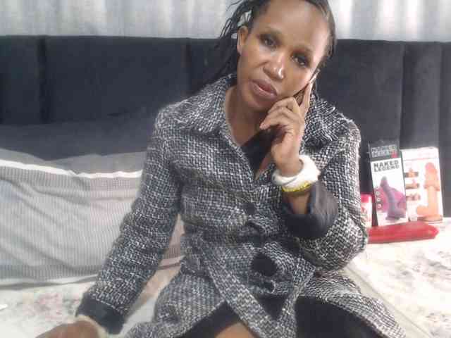 Sheila80 webcam