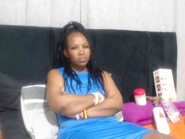 Sheila80 webcam