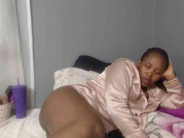 Sheila80 webcam