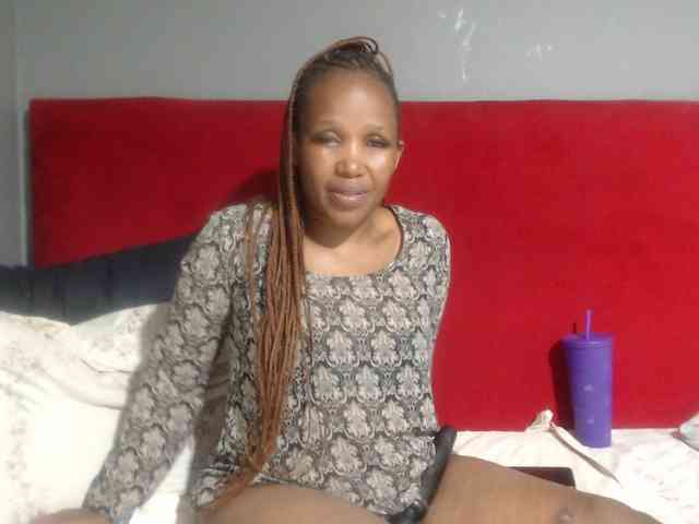 Sheila80 webcam