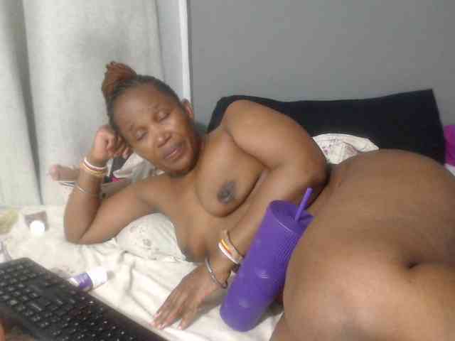 Sheila80 webcam