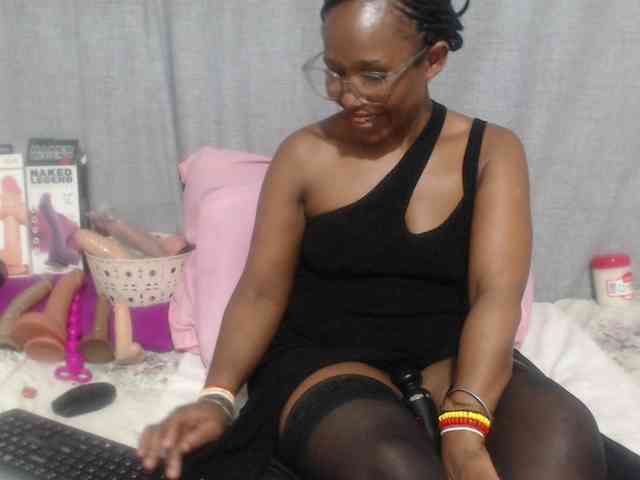 Sheila80 webcam