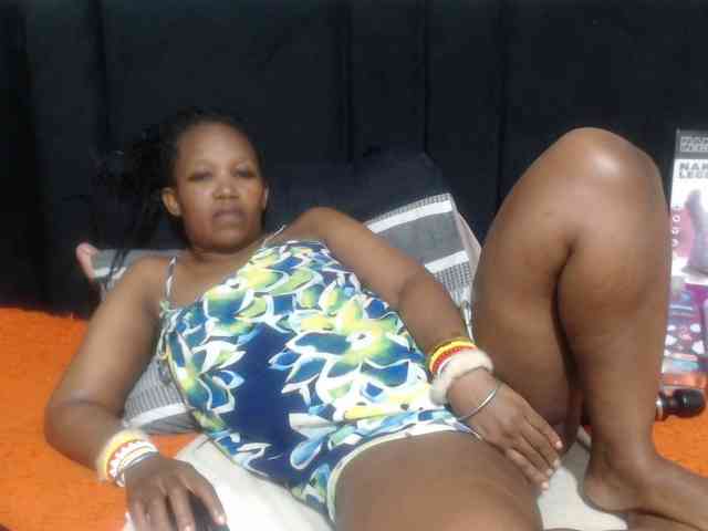 Sheila80 webcam