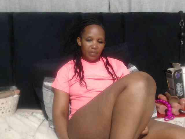 Sheila80 webcam