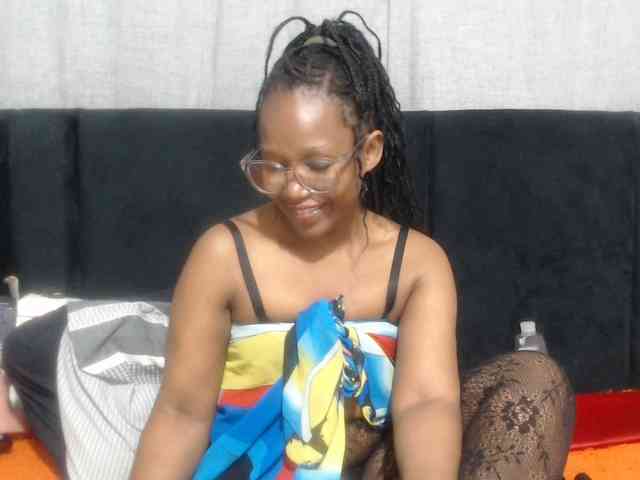 Sheila80 webcam