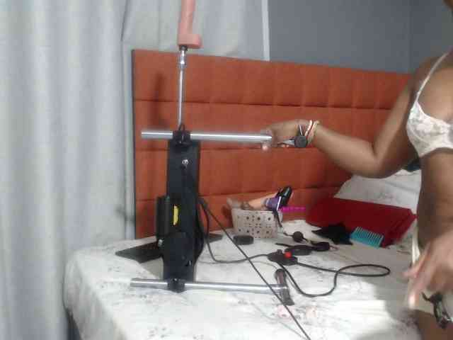 Sheila80 webcam