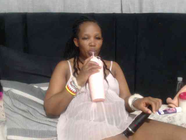 Sheila80 webcam