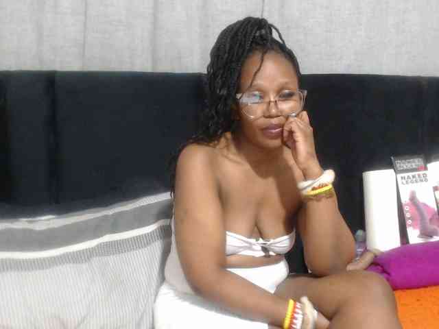 Sheila80 webcam