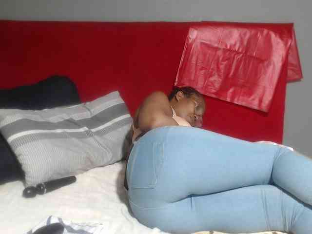 Sheila80 webcam
