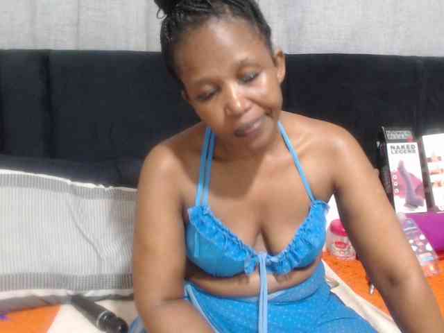 Sheila80 webcam