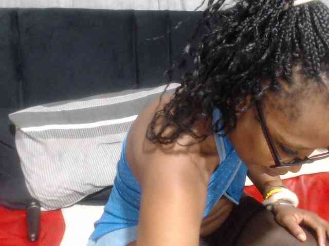Sheila80 webcam