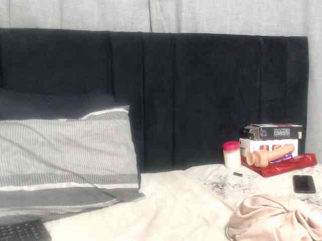 Sheila80 webcam