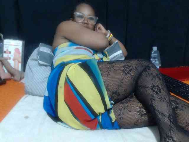Sheila80 webcam
