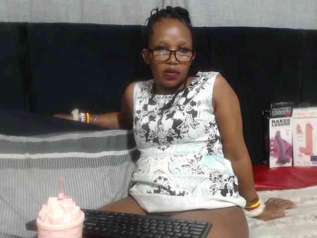 Sheila80 webcam