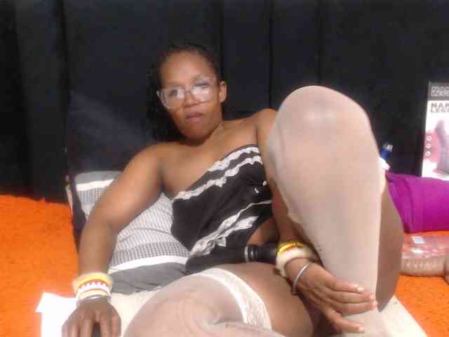 Sheila80 webcam