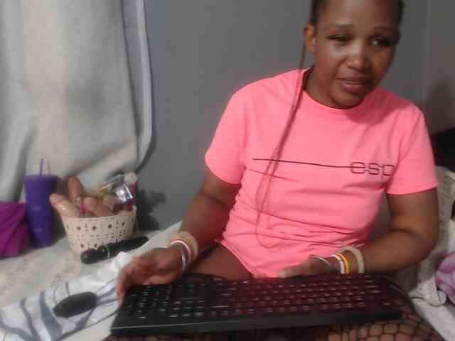 Sheila80 webcam