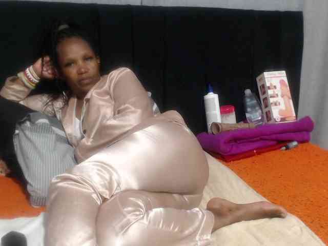 Sheila80 webcam