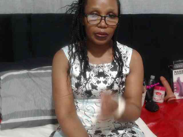 Sheila80 webcam