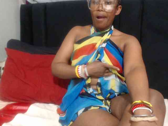 Sheila80 webcam