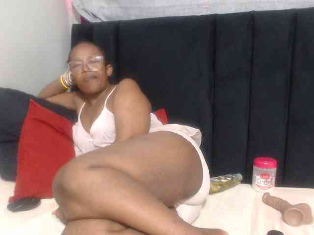 Sheila80 webcam