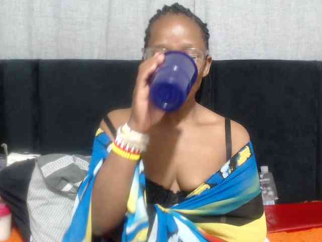 Sheila80 webcam