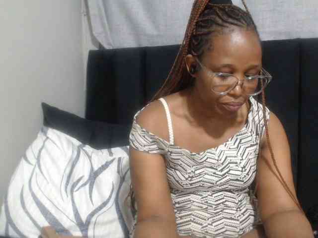 Sheila80 webcam