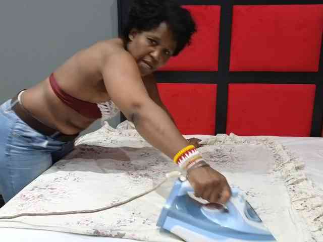 Sheila80 webcam