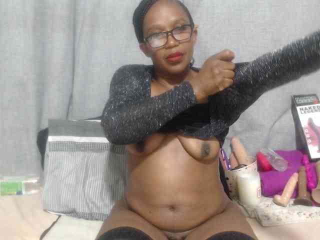 Sheila80 webcam
